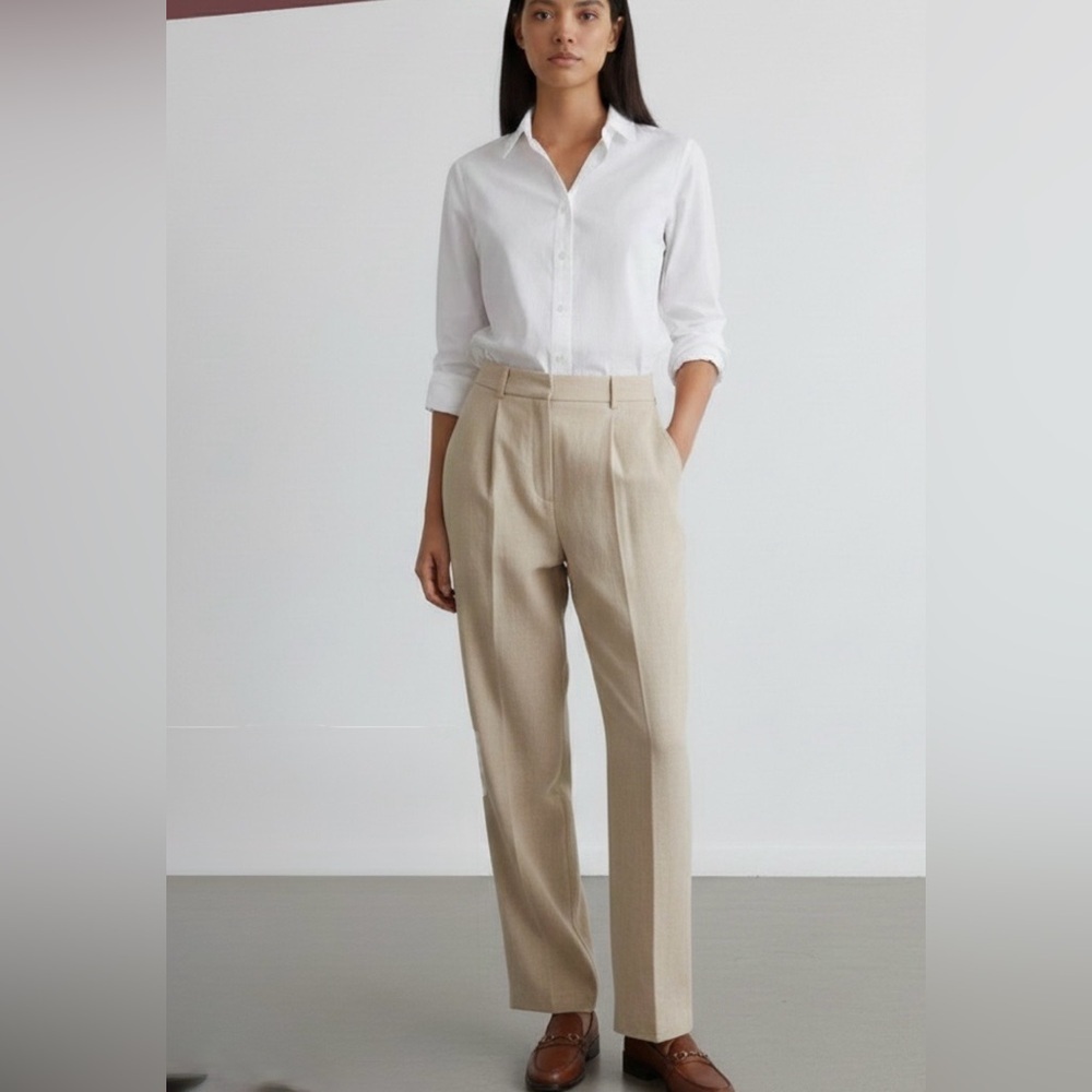 Women's classic beige trousers from H&M. High waist size 10